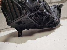 Laden Sie das Bild in den Galerie-Viewer, Frontscheinwerfer Audi Q3 83A941033 Full LED Links Scheinwerfer Headlight