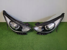 Laden Sie das Bild in den Galerie-Viewer, Frontscheinwerfer Kia Niro Xenon Ein Satz Scheinwerfer Headlight SCH4859587433pq