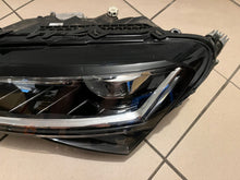 Laden Sie das Bild in den Galerie-Viewer, Frontscheinwerfer Skoda Superb III 3V1941015D Links Scheinwerfer Headlight