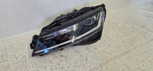Laden Sie das Bild in den Galerie-Viewer, Frontscheinwerfer Skoda Superb III 3V1941015D LED Links Scheinwerfer Headlight