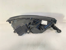 Laden Sie das Bild in den Galerie-Viewer, Frontscheinwerfer Skoda Fabia III 6V1941015E Links Scheinwerfer Headlight SCH6263770754yb