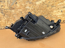Laden Sie das Bild in den Galerie-Viewer, Frontscheinwerfer VW T Cross 2GM941005B Links Scheinwerfer Headlight SCH6111486239as