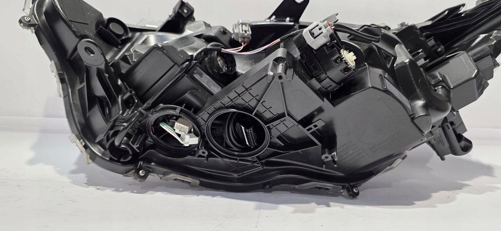 Frontscheinwerfer Toyota V LED Rechts Scheinwerfer Headlight SCH3191161268ks