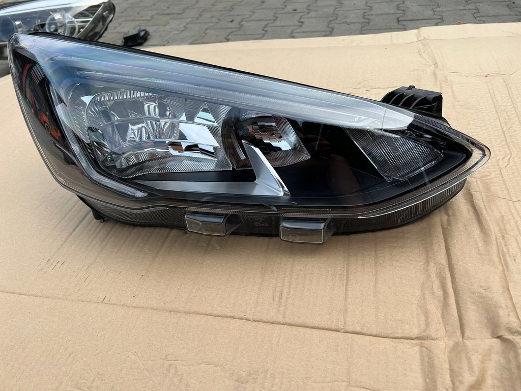 Frontscheinwerfer Ford Focus MX7B-13E014-CC LED Rechts Scheinwerfer Headlight