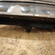 Laden Sie das Bild in den Galerie-Viewer, Frontscheinwerfer Citroën C3 III 9820877980 Links Scheinwerfer Headlight