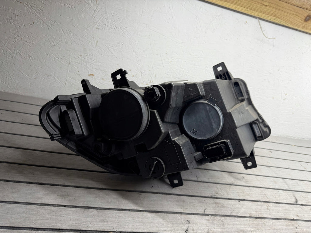 Frontscheinwerfer Mercedes-Benz Sprinter A9109060000 Links Headlight SCH8133280235yg
