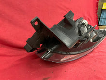 Laden Sie das Bild in den Galerie-Viewer, Frontscheinwerfer Renault Fluence 260608653R Xenon Links Scheinwerfer Headlight SCH3641137404kn