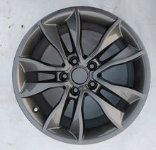 Laden Sie das Bild in den Galerie-Viewer, 1x Alufelge 17 Zoll 7.5" 5x112 56ET 8P0601025CC Audi A3 Rim Wheel FEL2652253744rf