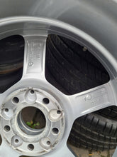 Load image into Gallery viewer, 1x Alufelge 17 Zoll 6.5&quot; 5x112 44ET Glanz Silber A1774011200 Mercedes-Benz