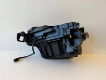 Laden Sie das Bild in den Galerie-Viewer, Frontscheinwerfer Skoda Karoq 57B941010 LED Rechts Scheinwerfer Headlight SCH6278998428xb