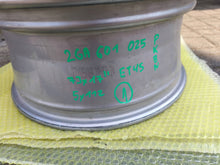 Load image into Gallery viewer, 1x Alufelge 17 Zoll 2GA601025P VW T-Roc Rim Wheel FEL2409131382mn