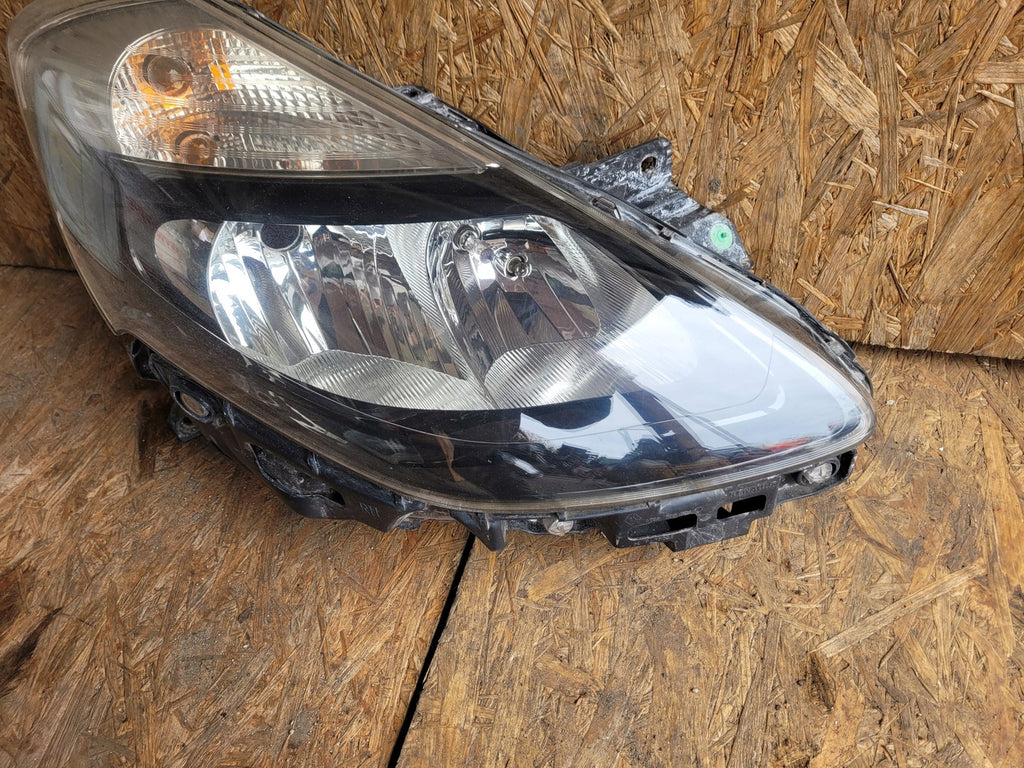 Frontscheinwerfer Renault Clio III 8200892498 Rechts Scheinwerfer Headlight