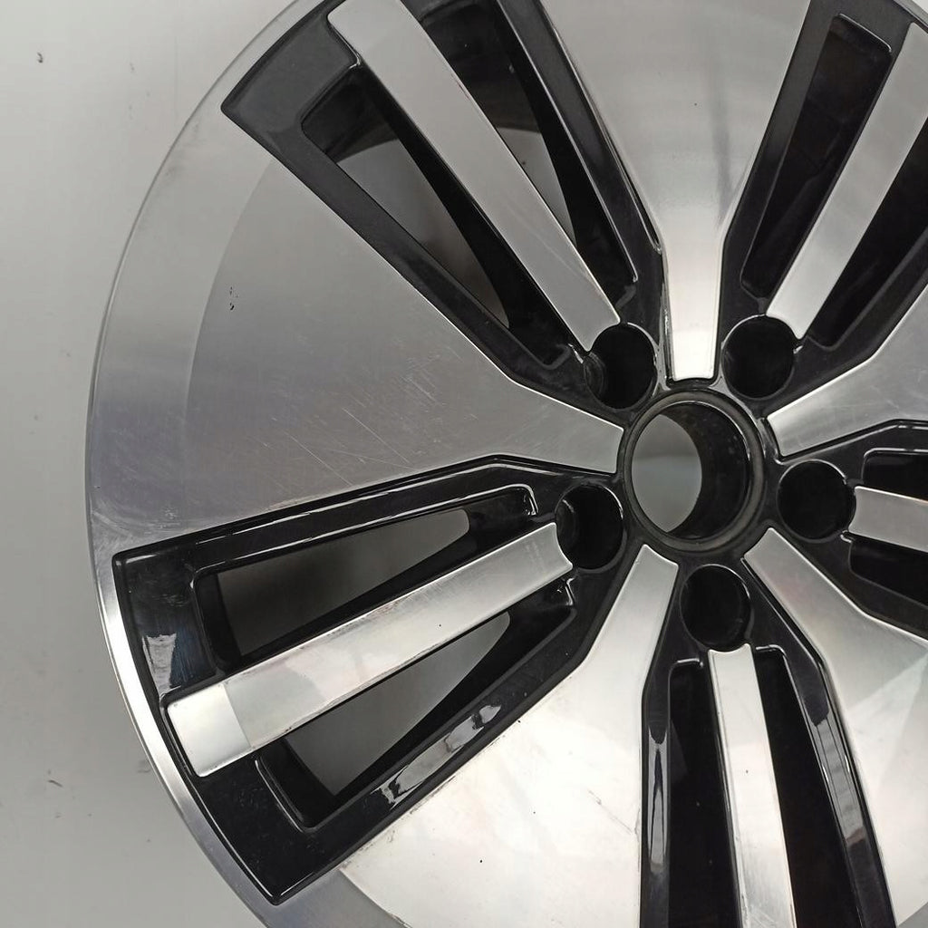 1x Alufelge 17 Zoll 7.0" 5x112 40ET Glanz Silber 3G0601025AM VW Passat B8 FEL2270768179fj