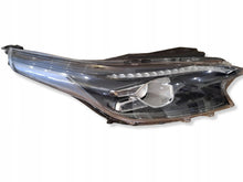 Laden Sie das Bild in den Galerie-Viewer, Frontscheinwerfer Kia Xceed 92102J300 Rechts Scheinwerfer Headlight SCH9154300831zp