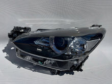 Laden Sie das Bild in den Galerie-Viewer, Frontscheinwerfer Mazda 2 D43N-51040 LED Links Scheinwerfer Headlight