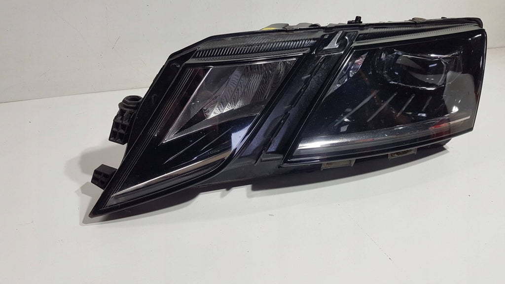Frontscheinwerfer Skoda Octavia III 5E1941015D Links Scheinwerfer Headlight SCH2616070306lt
