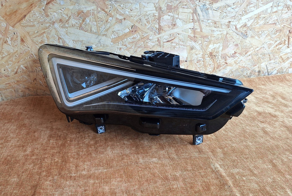 Frontscheinwerfer Seat Leon 5FB941008F LED Rechts Scheinwerfer Headlight SCH9320497495qo