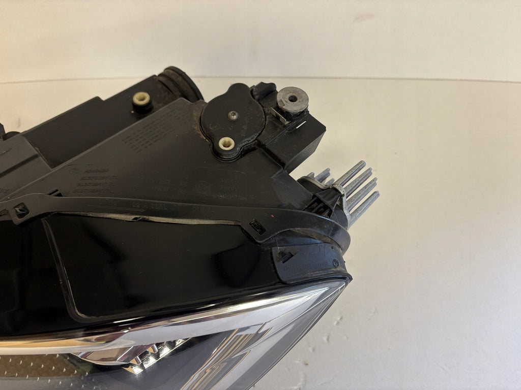 Frontscheinwerfer VW Golf Sportsvan I 517 517941081A LED Rechts oder Links SCH6003059180oz