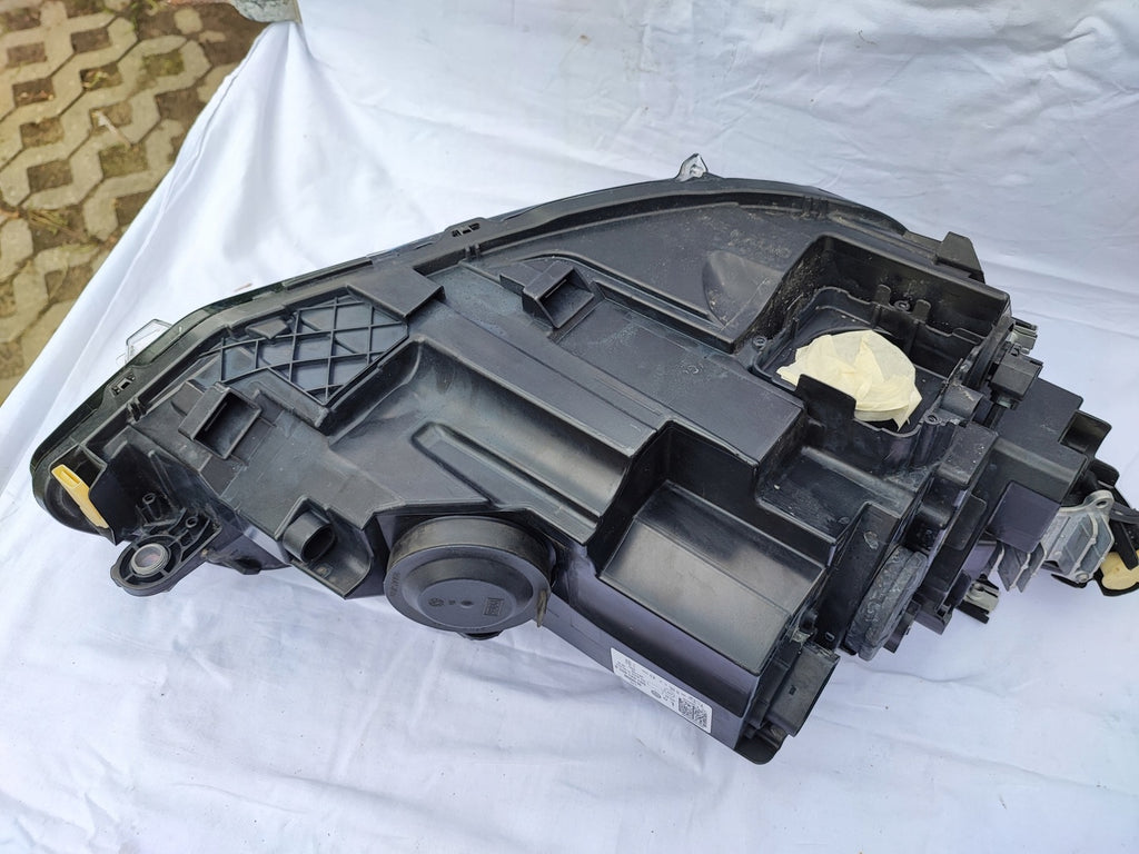 Frontscheinwerfer VW Golf VIII 5H1941005B LED Ein Stück (Rechts oder Links) SCH2336431257ci