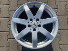 Load image into Gallery viewer, 1x Alufelge 17 Zoll 7.5" 5x112 47 5ET Glanz Silber A2044012700 Mercedes-Benz FEL2823803532ab