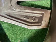 Load image into Gallery viewer, 1x Alufelge 19 Zoll 8.0" 5x112 45ET 11A071499 VW Id.4 Rim Wheel FEL6455686521hl