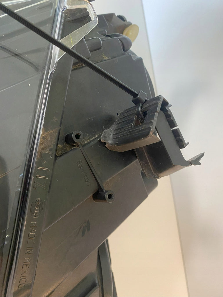 Frontscheinwerfer BMW X6 E71 Xenon Rechts Scheinwerfer Headlight SCH8721041343yx