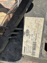 Laden Sie das Bild in den Galerie-Viewer, Frontscheinwerfer Dacia Sandero 260104793R LED Ein Stück (Rechts oder Links)