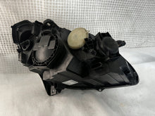 Load image into Gallery viewer, Frontscheinwerfer Mercedes-Benz W245 A1698201761 Links Scheinwerfer Headlight SCH9822920468ba