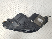Laden Sie das Bild in den Galerie-Viewer, Frontscheinwerfer VW Golf VIII 5H1941060 Full LED Rechts Scheinwerfer Headlight SCH4532818792fx