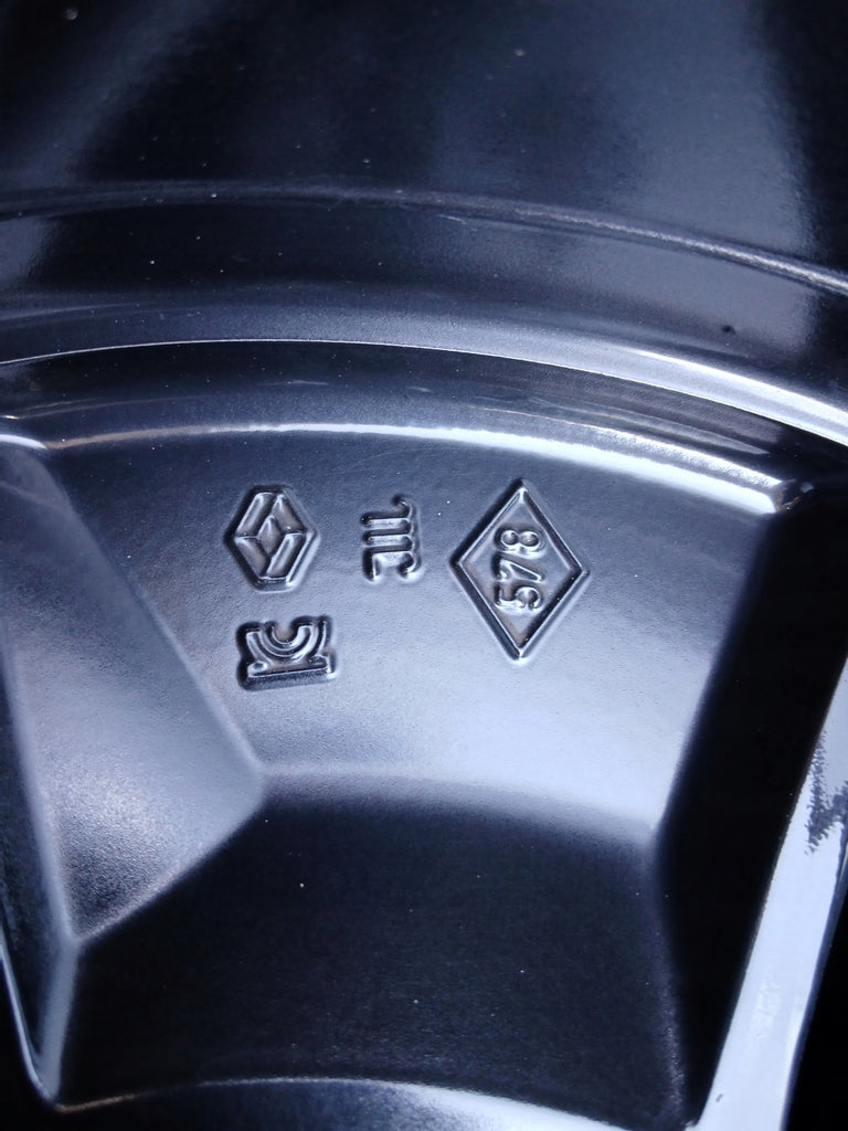 1x Alufelge 18 Zoll 7.0" 5x114.3 34ET Glanz Schwarz 403002015R Dacia Duster FEL2910661452ha