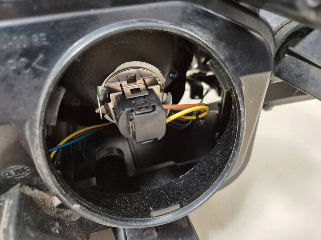 Frontscheinwerfer BMW E83 22454600 Rechts Scheinwerfer Headlight SCH9488568981ig