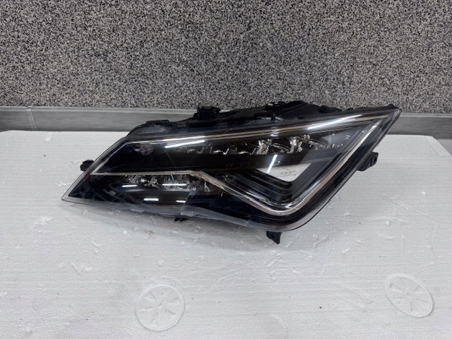 Frontscheinwerfer Seat Leon 5F1941007C FALSE Scheinwerfer Headlight SCH5677117564wg