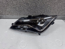 Laden Sie das Bild in den Galerie-Viewer, Frontscheinwerfer Seat Leon 5F1941007C FALSE Scheinwerfer Headlight SCH5677117564wg