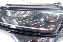 Laden Sie das Bild in den Galerie-Viewer, Frontscheinwerfer Skoda Karoq 57B941005 Links Scheinwerfer Headlight SCH3354034419lv