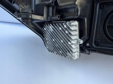 Load image into Gallery viewer, Frontscheinwerfer Audi A6 C8 4K0941034 Rechts Scheinwerfer Headlight