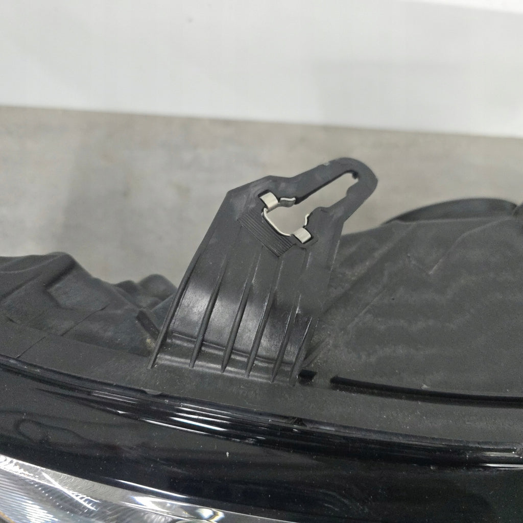 Frontscheinwerfer Audi A1 82A941003 Ein Stück (Rechts oder Links) Headlight SCH8834287228ae