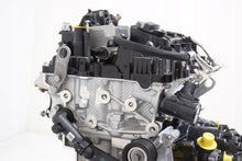 Load image into Gallery viewer, Motor BMW 2 U06 B38A15P 1.5 16TKm Benzin Engine Unkomplett MOT6984188576oz