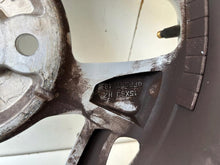 Load image into Gallery viewer, 1x Alufelge 15 Zoll 6.0" 4x100 48ET Glanz Silber 52910K7100 Hyundai I10 I20 FEL1229889462ly