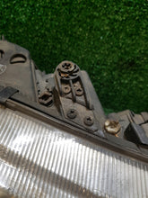 Laden Sie das Bild in den Galerie-Viewer, Frontscheinwerfer Mercedes-Benz W220 A2208201461 0301178274 1307329087 Rechts SCH5894912837ai