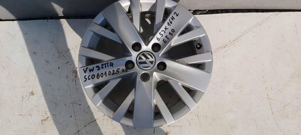 1x Alufelge 16 Zoll 6.5" 5x112 50ET Glanz Silber 5C0601025AE VW New Beetle Jetta FEL1430731837dp