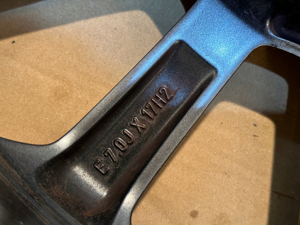 1x Alufelge 17 Zoll 7.0" 4x108 47 5ET H1BC-1007-D1A Ford Fiesta Rim Wheel