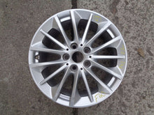 Laden Sie das Bild in den Galerie-Viewer, 1x Alufelge 17 Zoll 7.5&quot; 5x112 54ET 6856084 Bmw Rim Wheel