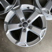 Laden Sie das Bild in den Galerie-Viewer, 4x Alufelge 17 Zoll 7.0" 5x112 45ET Glanz Silber 81A071497 Audi Q3 Q2 Rim Wheel FEL2785584622ig