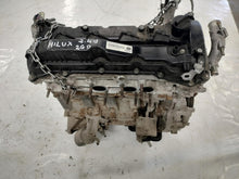 Load image into Gallery viewer, Motor Toyota Hilux 2GD 2.4 Diesel Engine Unkomplett