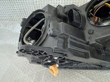 Laden Sie das Bild in den Galerie-Viewer, Frontscheinwerfer Skoda Octavia III 5E1941015B Links Scheinwerfer Headlight SCH3350452255zi