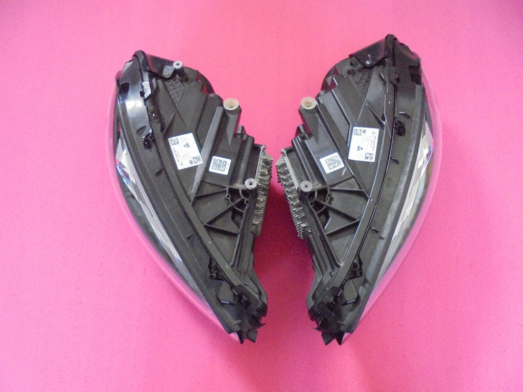 Frontscheinwerfer Mercedes-Benz A1779062505 A1779062605 Ein Satz Headlight SCH9259104041er