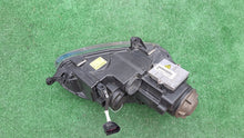 Load image into Gallery viewer, Frontscheinwerfer VW Golf V 1K6941039 Xenon Links Scheinwerfer Headlight SCH7750041807dm