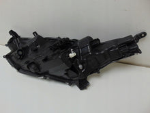 Load image into Gallery viewer, Frontscheinwerfer Toyota 4 Yaris Rechts Scheinwerfer Headlight SCH8800452666je