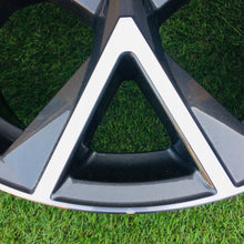 Load image into Gallery viewer, 1x Alufelge 17 Zoll 7.0" 5x100 43ET Glanz Graphit 82A601025AA Audi A1 Mg FEL3186181632ra