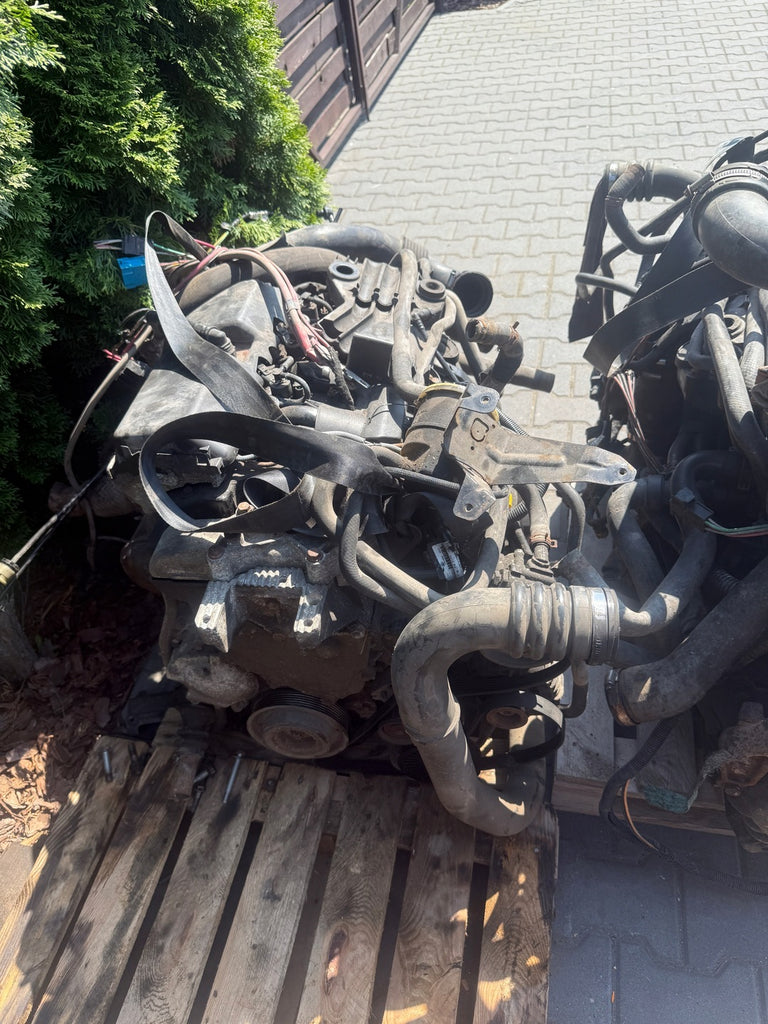 Motor Renault Trafic Master 2.5 DCI Diesel Engine Unkomplett